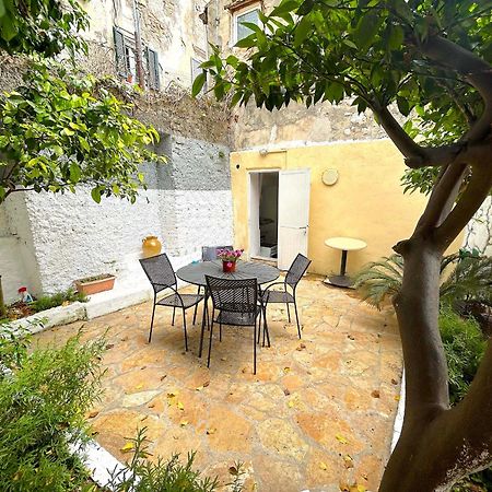Traditional House With Ivy Garden Corfu  Екстер'єр фото